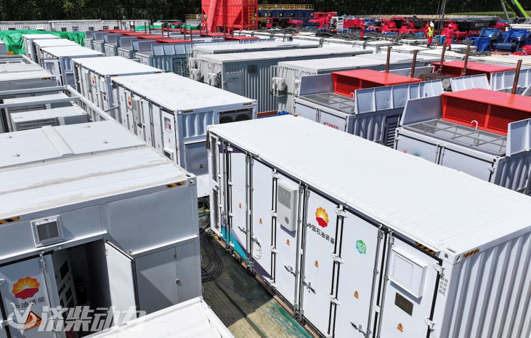 İlk Yerli Elektrikli Kırılma Gazı Jeneratörü ve Enerji Depolama Hibrit Güç Sistemi İlk Yerli Elektrikli Kırılma Gazı Jeneratörü ve Enerji Depolama Hibrit Güç Sistemi